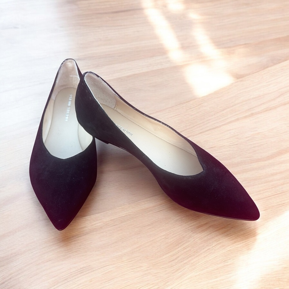 Adrienne Vittadini fFraze Black Suede Women's flats Shoes pointed toe Sz 8